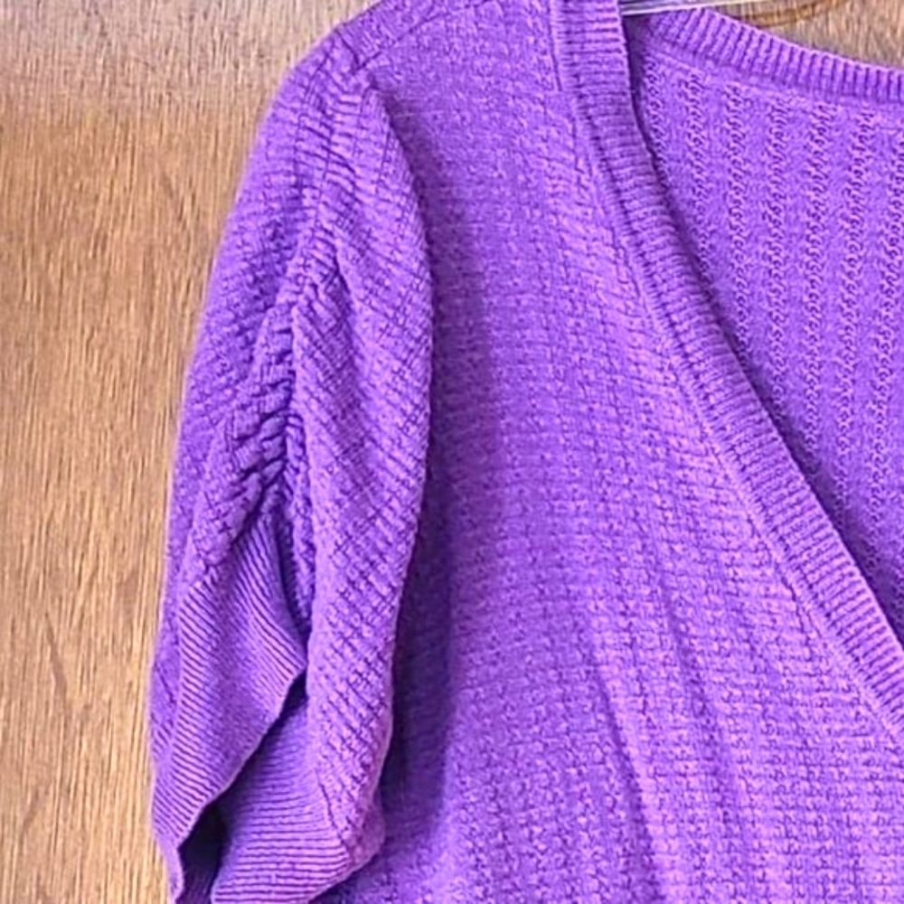 *3 for $30* Torrid Short Sleeve Purple Cardigan - Vintage - Picture 4 of 4